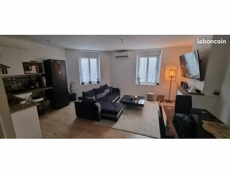 appartement 3 pièces r+1 de 68m2 lumineux  double vitrage  climatisation  cavignac