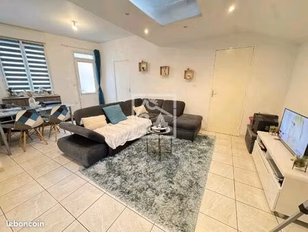 immeuble 7 pièces 127 m²