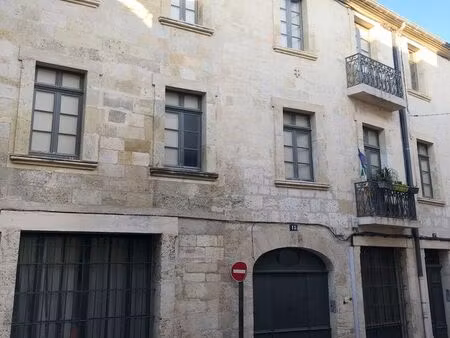 exclusivité à narbonne  centre-ville  dans un immeuble restauré en pierre de taille  appar