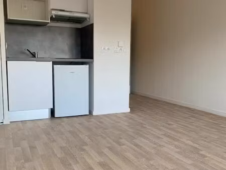 studio 1 pièce 25 m²