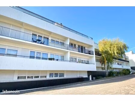 studio 1 pièce 30 m²