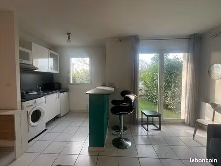 studio meublé à louer