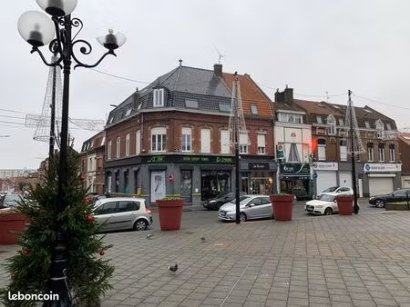 local commercial libre 100 m² + 72 m² de cave