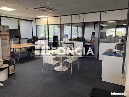 local commercial 133 m²