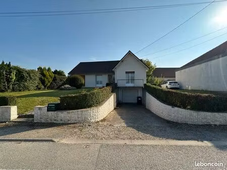 pavillon élevé sur sous sol