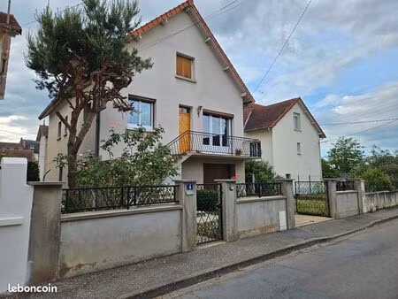 maison 9 pièces - 170m2