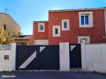 villa 5 pièces 93 m²