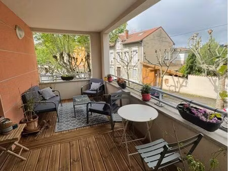 appartement lumineux 3 pièces de 75 m² avec grande terrasse à louer – domaine de la gare  