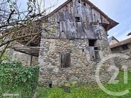 maison 2 pièces 72 m²