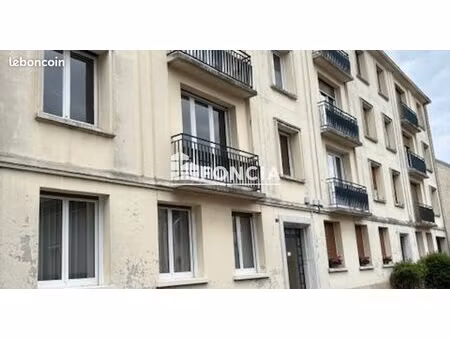 charleville - mézières - appartement 2p de 36m2  parking privé  cave