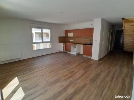 appartement 5 pièces 105 m²