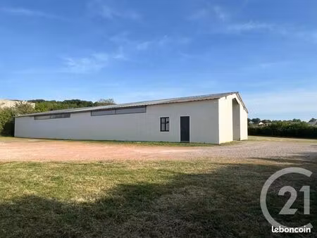 bâtiment 430 m²