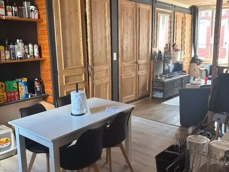 studio 40 m2. quartier canon d'or à lambersart. disponible début juin