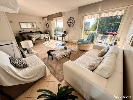 appartement grand t2 (ancien t3)  les lônes