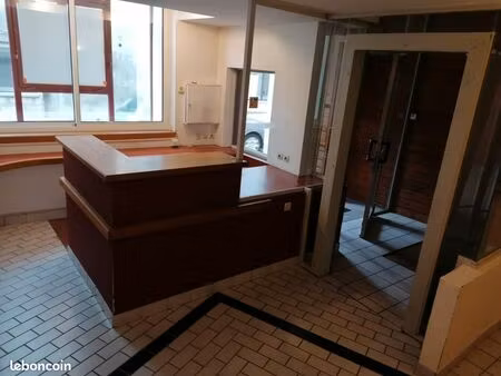 bureau 50m2 plein centre ville  3 pièces