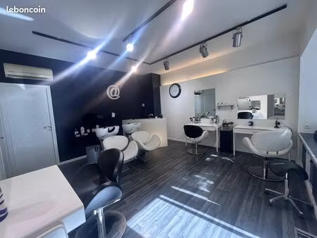 fonds de commerce  salon de coiffure 45 m² saint-étienne