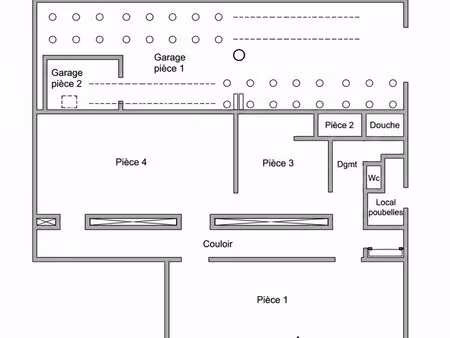 local commercial à louer – 200 m²