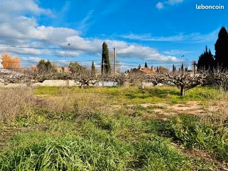 terrain 711 m² la farlede