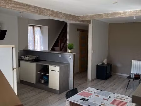 f3 meublé wifi 2 chambres en duplex
