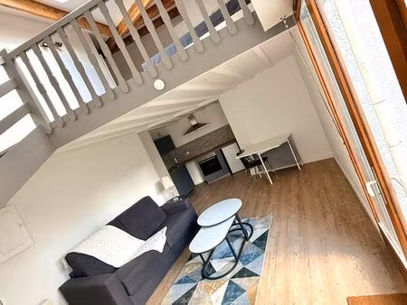 location meublée duplex refait à neuf 40 m²