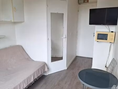 studio meublé