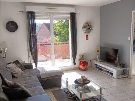 appartement meublé 38m² avec balcon et parking