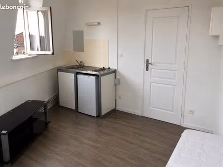 studio 14m2 lumineux