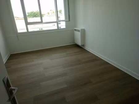 t3 merignac quartier le burck 51m2