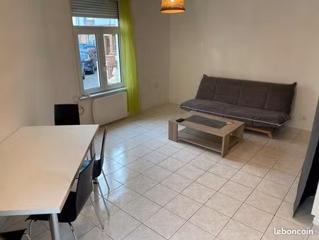 studio meublé