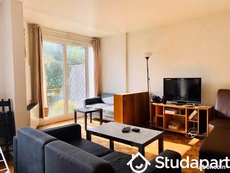 chambre 1 pièce 12 m²