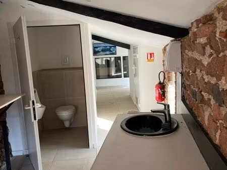 dépôt professionnel +bureaux