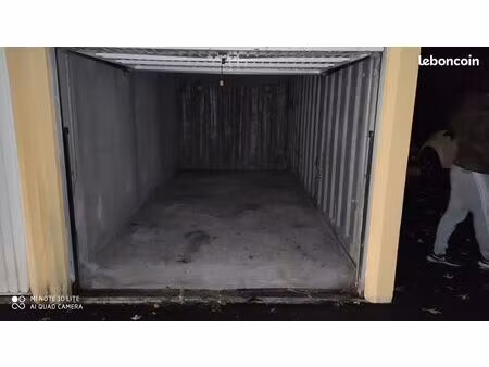 vends garage 14m2