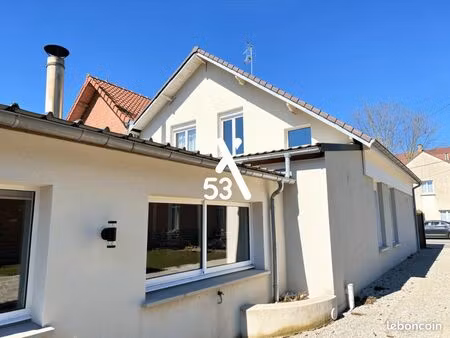maison 5 pièces 215 m²