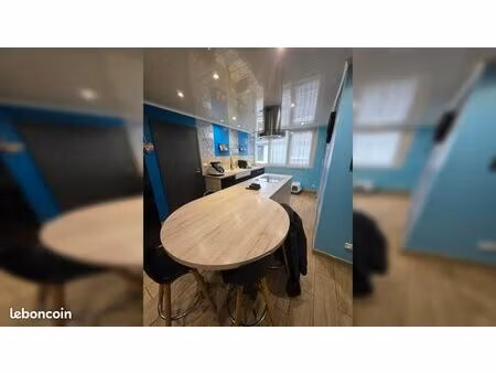 maison 9 pièces 306 m²