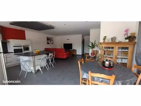 maison atypique à la rochette 05
