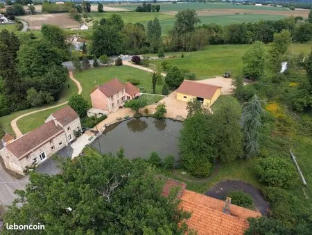 moulin 7 pièces 172 m²
