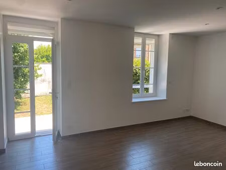 charleville av carnot beau f3 avec jardin
