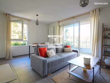 locatif ou résidence principale pour ce t2 de 41m2 avec 8m2 de terrasse ?