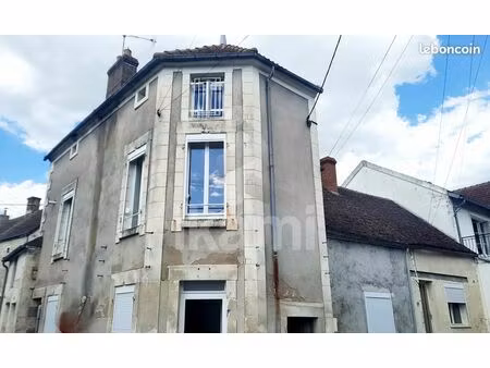 immeuble 154 m² courson-les-carrières