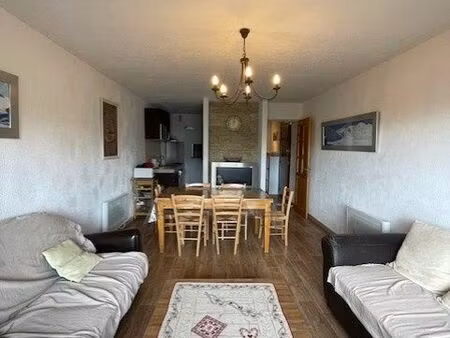 appartement 3 pièces 55 m²