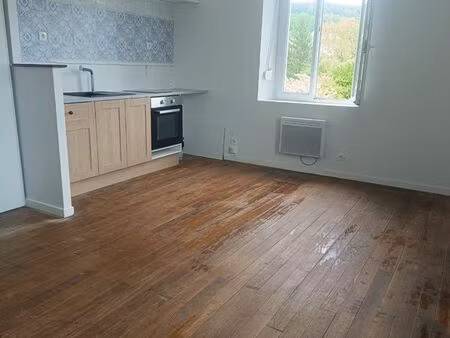 appartement a louer 49.5