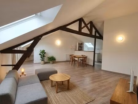 grand t2 lumineux 52 m² - entièrement rénové - rethel centre
