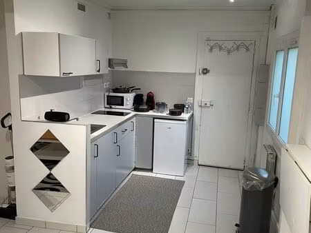 location studio / meublé