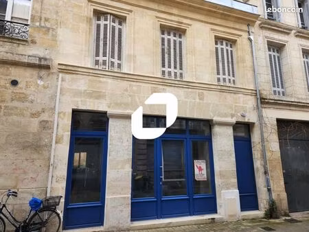 bureau 358 m²