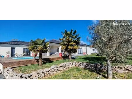 maison 6 pièces 202 m²