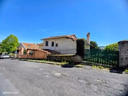 maison 6 pièces 169 m²