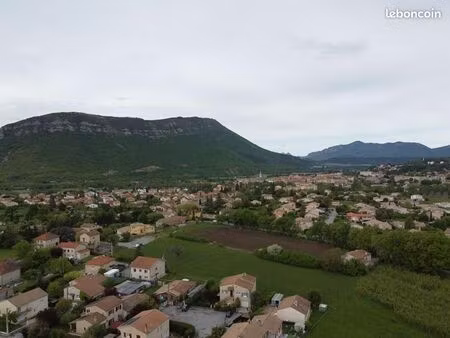 terrain 406 m² laragne monteglin