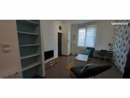 apparemment meublé