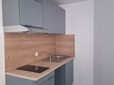 studio croix refait à neuf de 27 m²