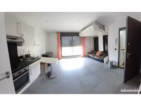 studio 23.4 m2